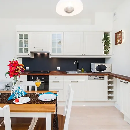 In-apart Cracow Old Town Wislane Tarasy Apartment *